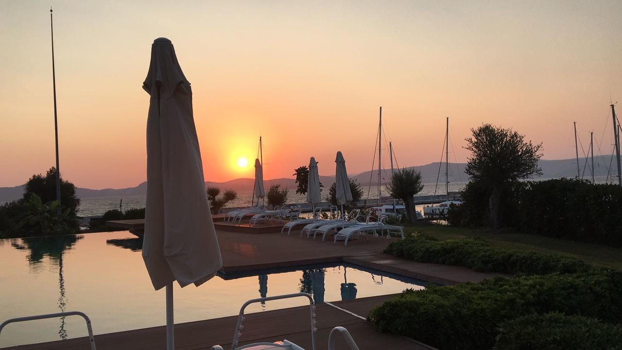 Egesu Marina Guest House Gulluk Zewnętrze zdjęcie